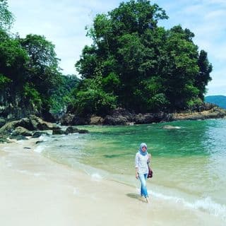 olyvia_kerin