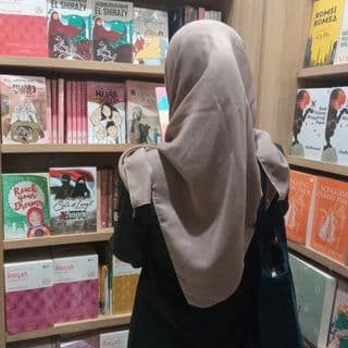 reviewyukss