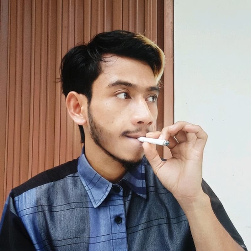 Den Khasyafa