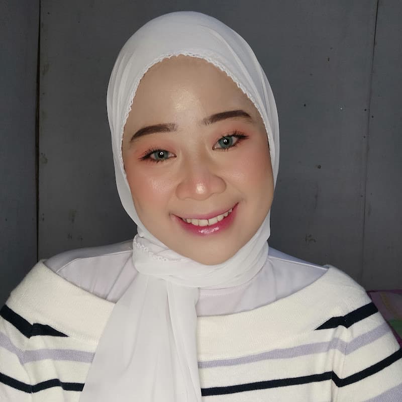 Elysa Oktaviyanti